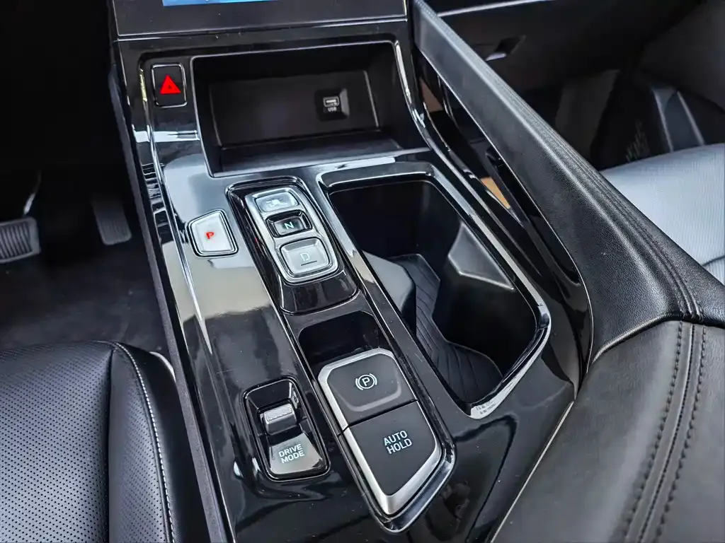 Hyundai Custo — фото 9