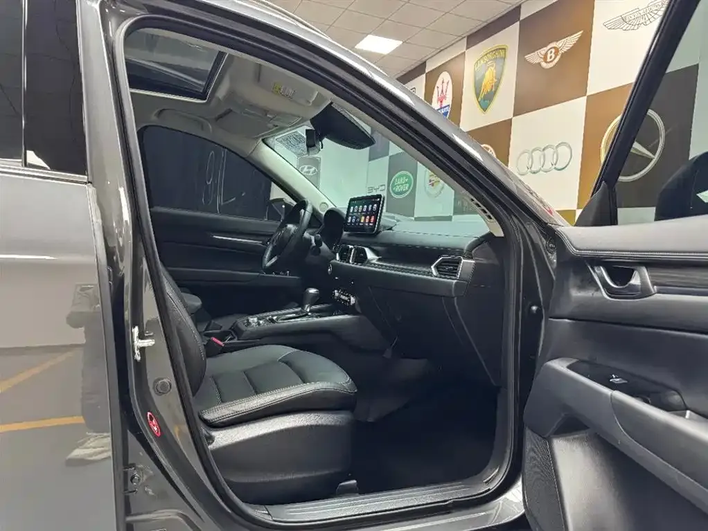 Mazda CX-5 2023 из CN, фото 6