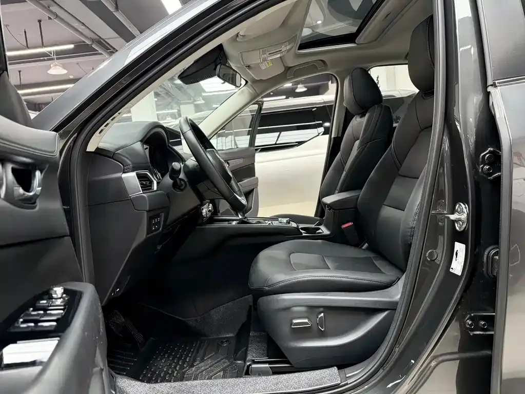 Mazda CX-5 2023 из CN, фото 9