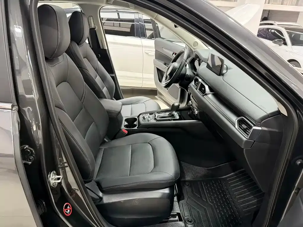Mazda CX-5 2023 из CN, фото 6