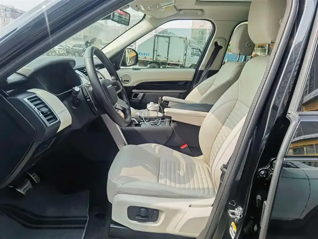 Land Rover Discovery 2024 из CN, фото 10