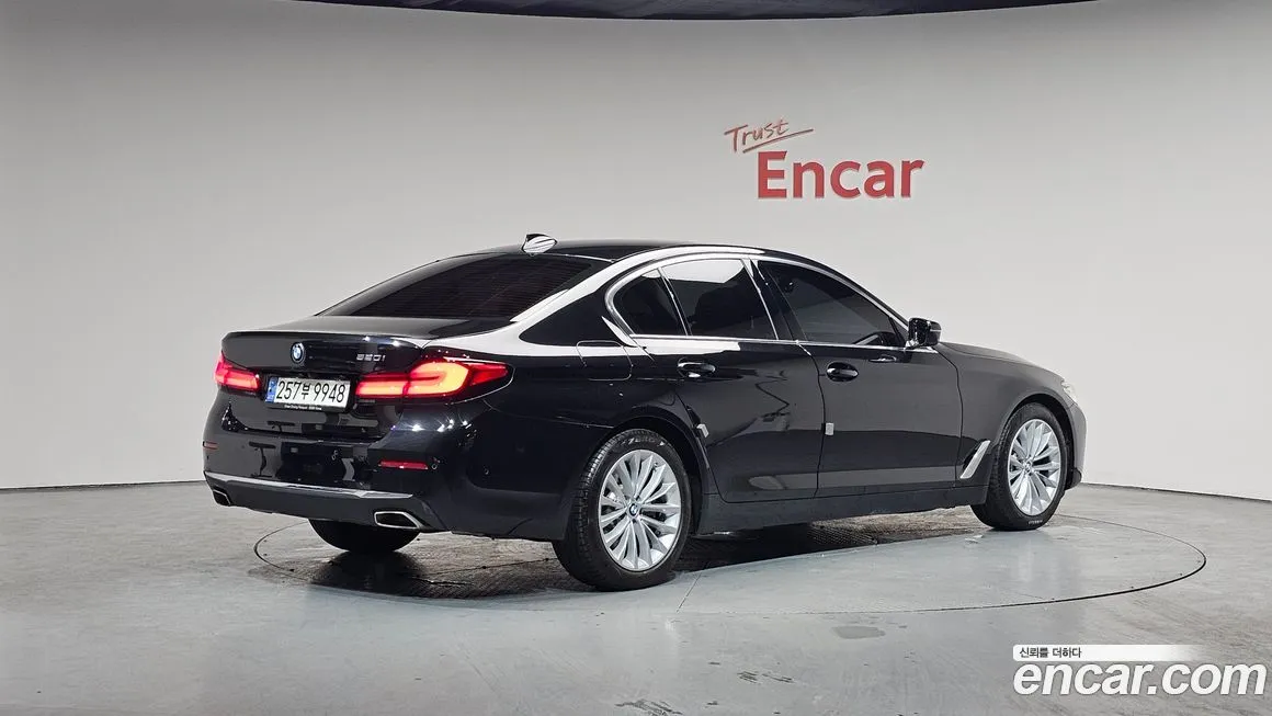 BMW 5-Series 2021 из KR, фото 3