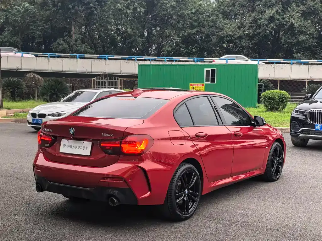 BMW 1 Series 2023 из CN, фото 9