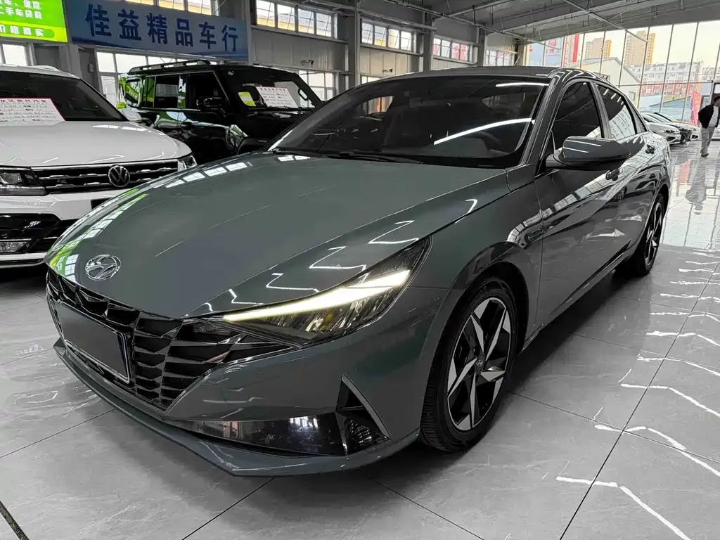 Hyundai Elantra 2022 из CN, фото 1