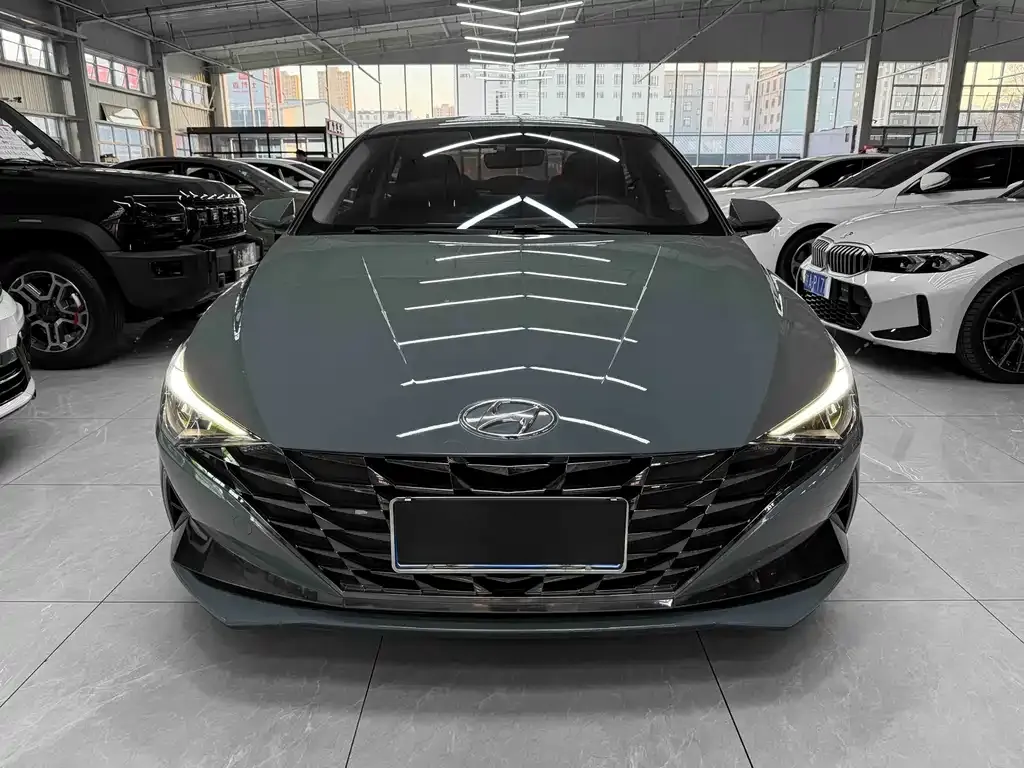 Hyundai Elantra 2022 из CN, фото 5