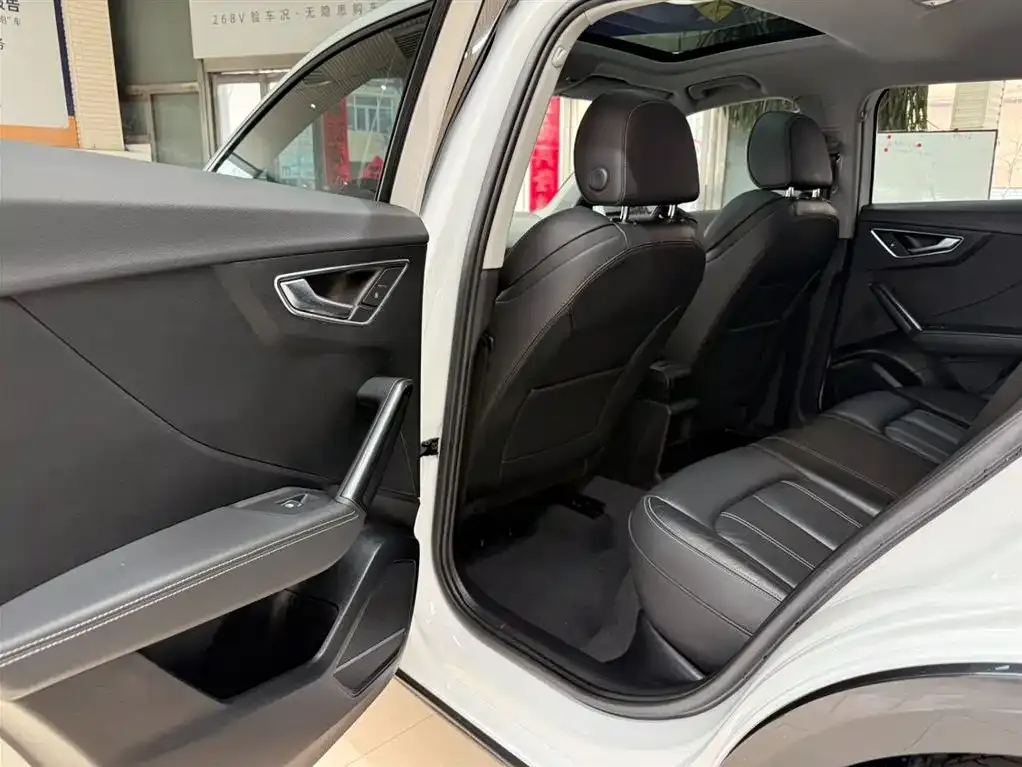 Audi Q2L 2022 из CN, фото 6