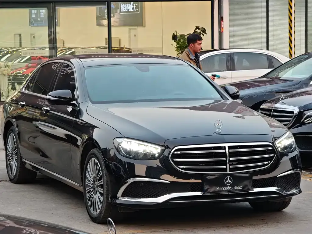 Mercedes-Benz E-Class 2023 из CN, фото 6