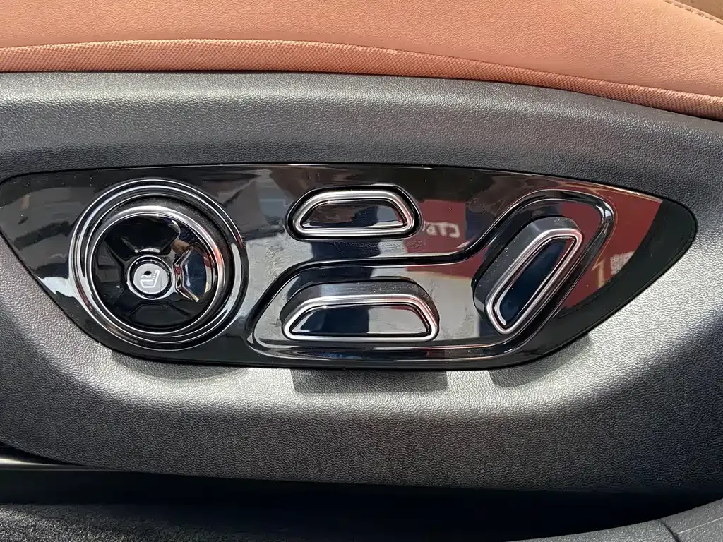 BYD L EV 2025 из CN, фото 10