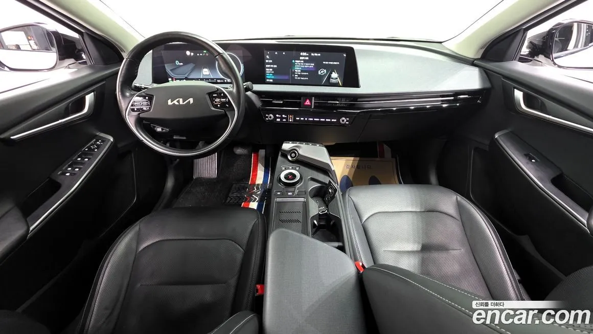 Kia EV6 — фото 8