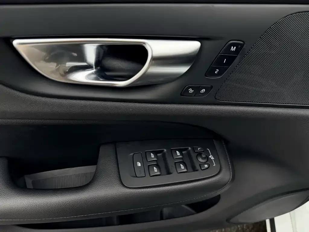 Volvo S60 2021 из CN, фото 2