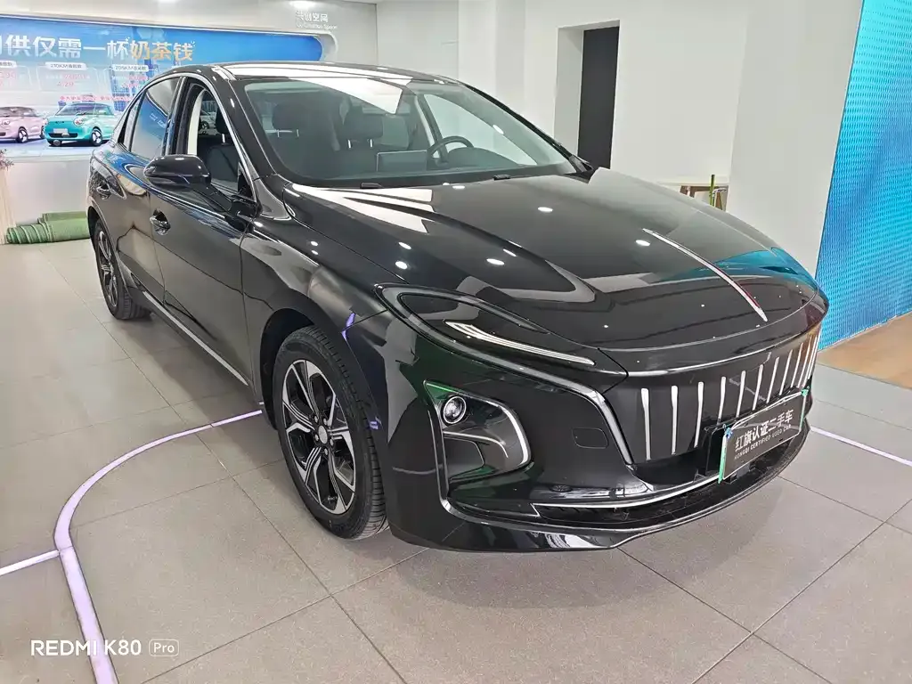 Hongqi E-QM5 — фото 8
