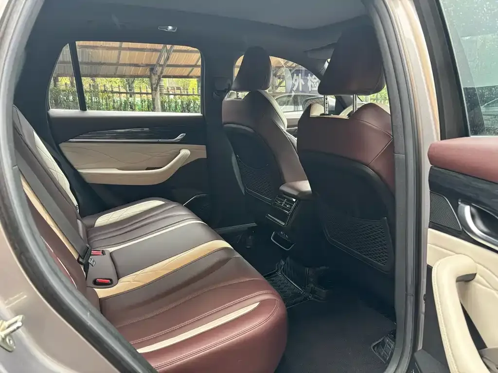Geely Xingyue L 2023 из CN, фото 7