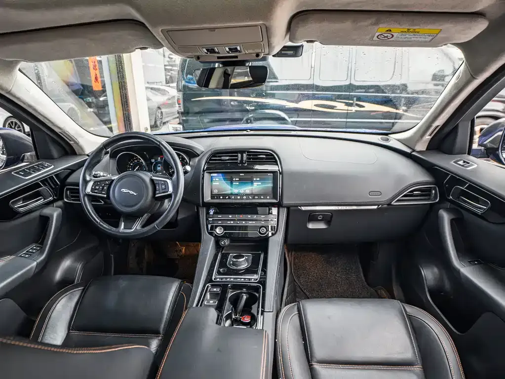 Jaguar F-PACE 2021 из CN, фото 7