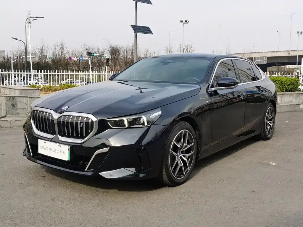 BMW i5 2025 из CN, фото 1