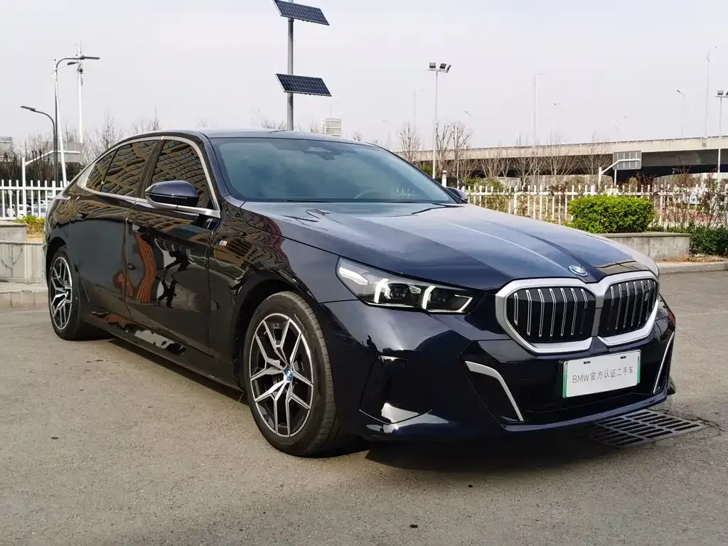 BMW i5 2025 из CN, фото 8