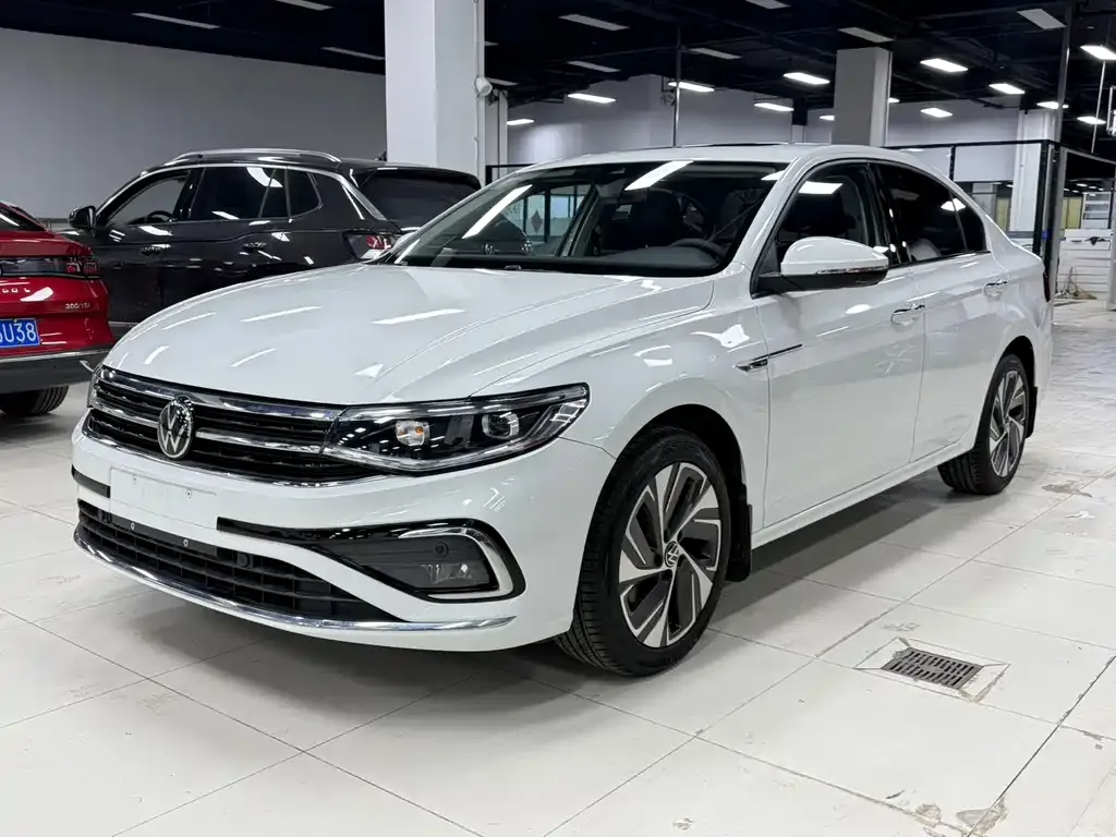 Volkswagen Bora 2023 из CN, фото 1