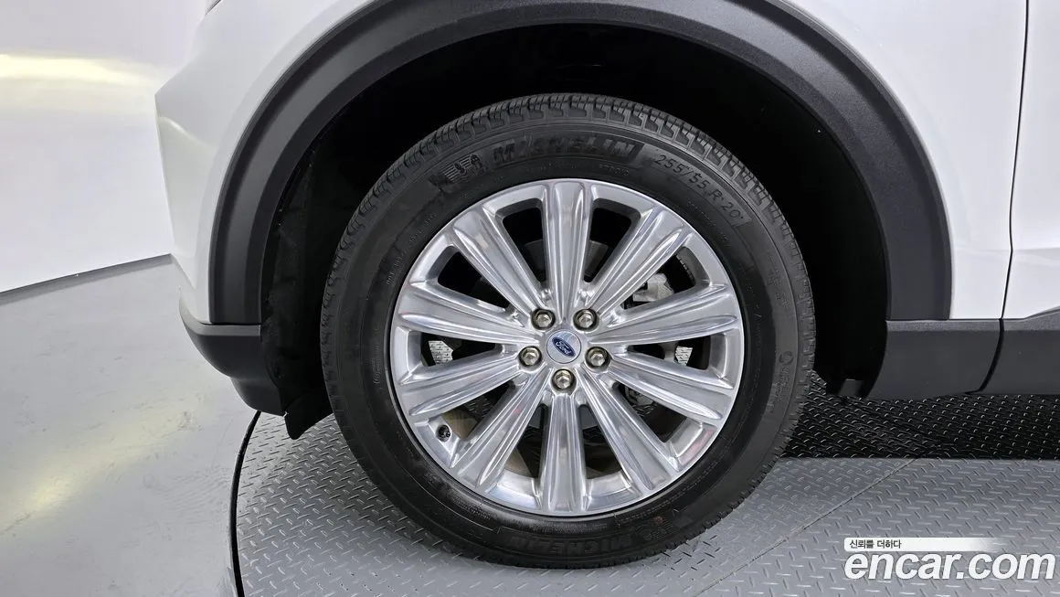 Ford Explorer 2023 из KR, фото 10