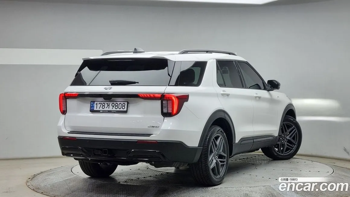 Ford Explorer 2025 из KR, фото 5