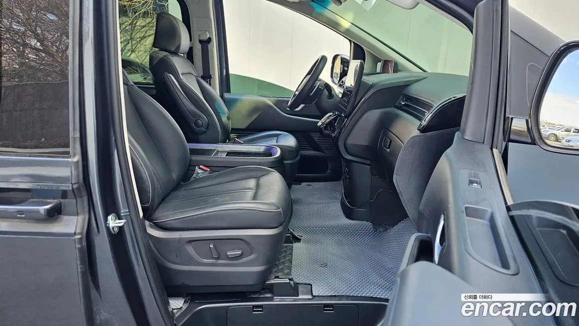 Hyundai Staria 2022 из KR, фото 3
