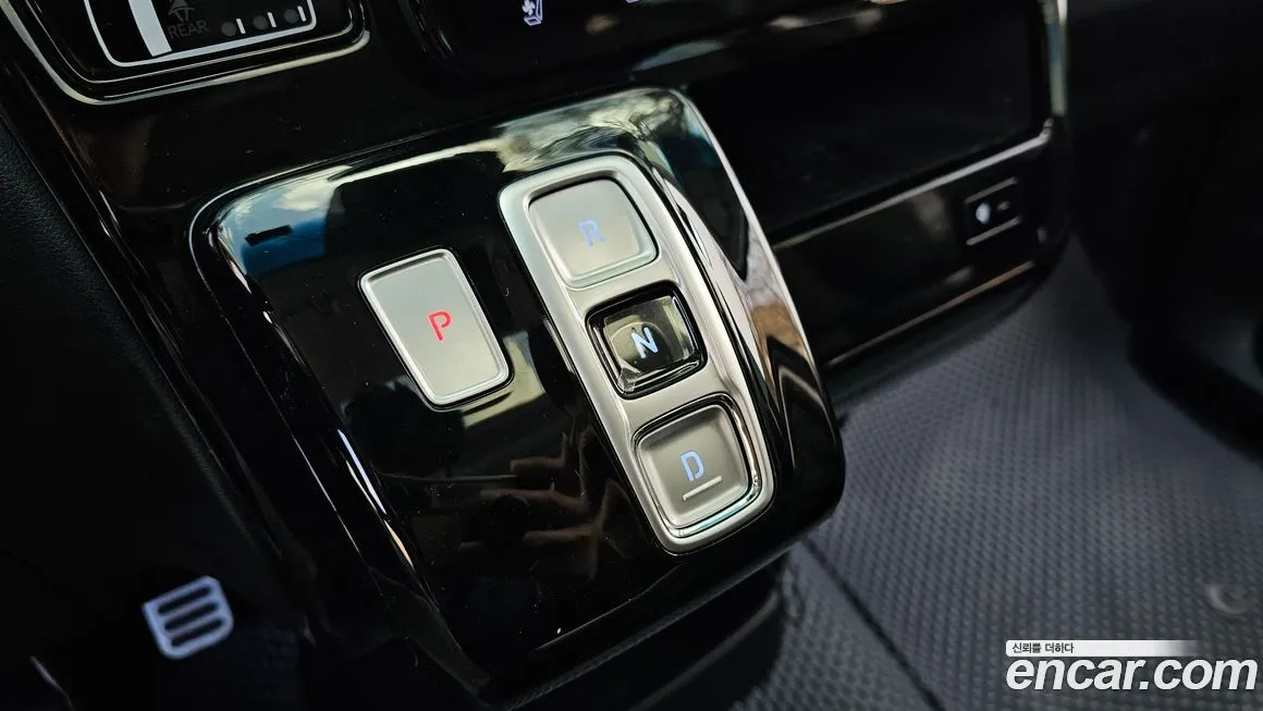 Hyundai Staria 2022 из KR, фото 2