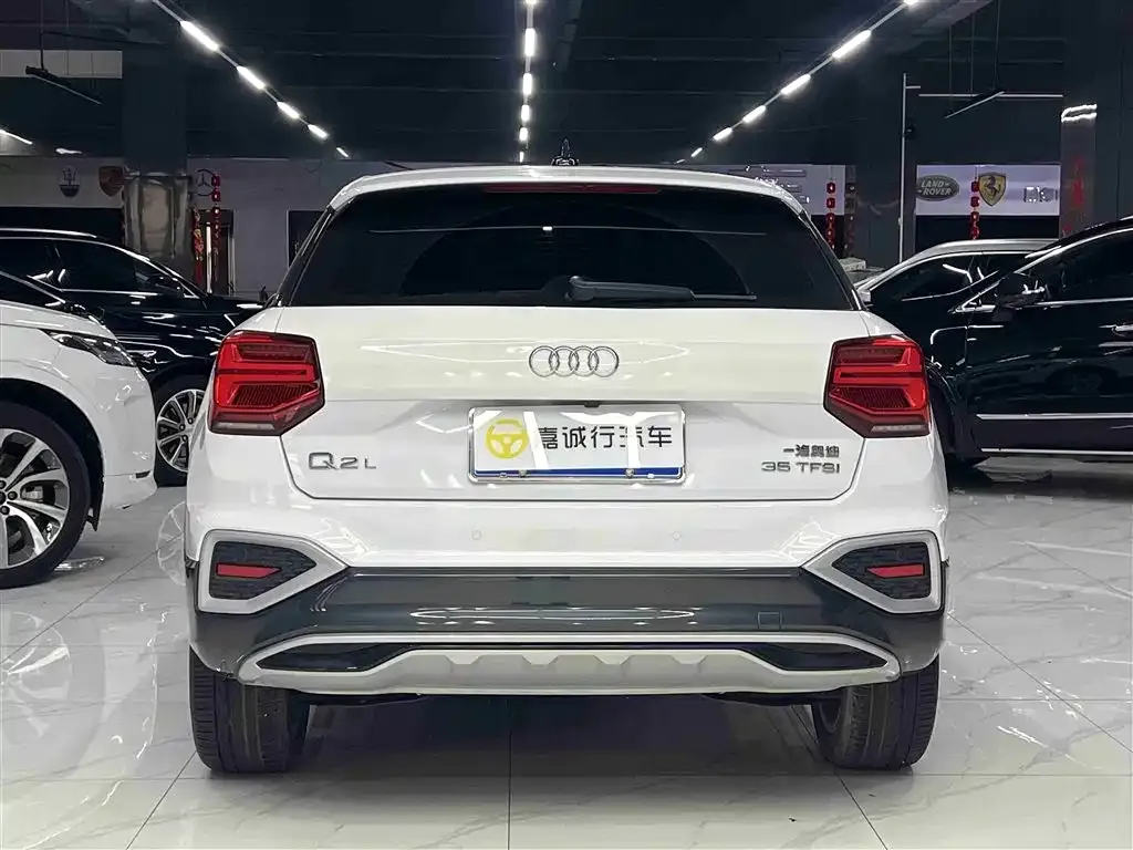 Audi Q2L 2023 из CN, фото 6