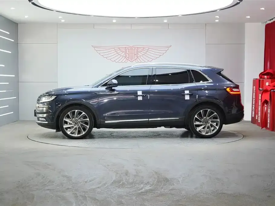Lincoln Nautilus 2022 из CN, фото 3