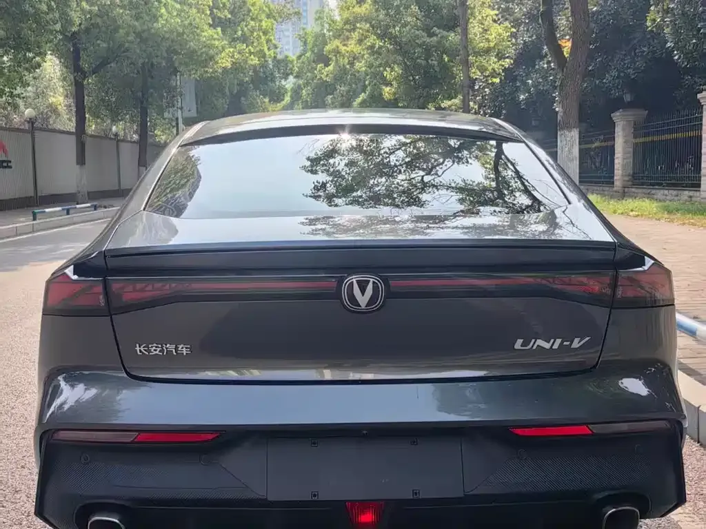Changan UNI-V 2022 из CN, фото 4