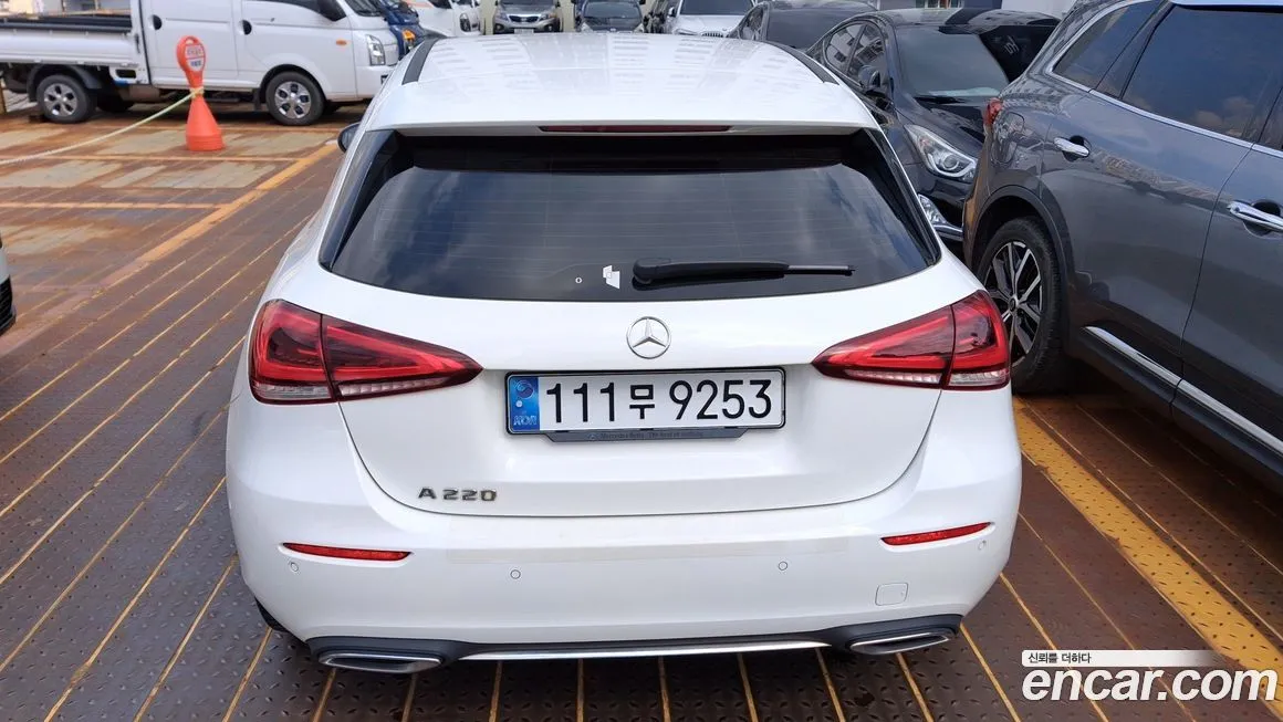 Mercedes-Benz A-Class 2023 из KR, фото 2