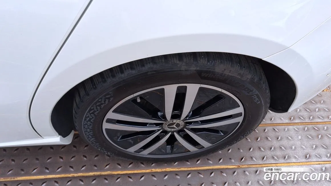 Mercedes-Benz A-Class 2023 из KR, фото 6