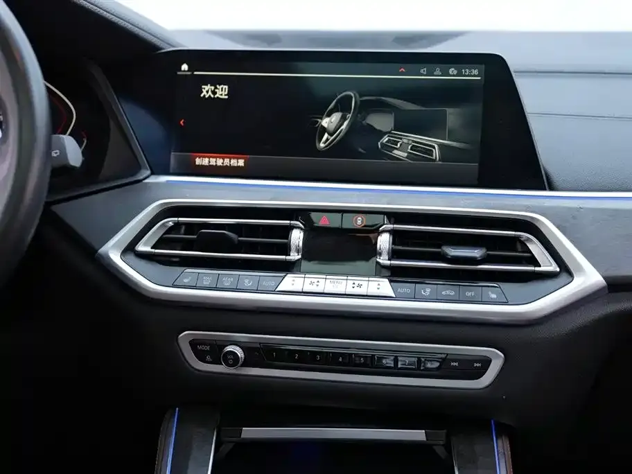 BMW X5 (Import) — фото 2