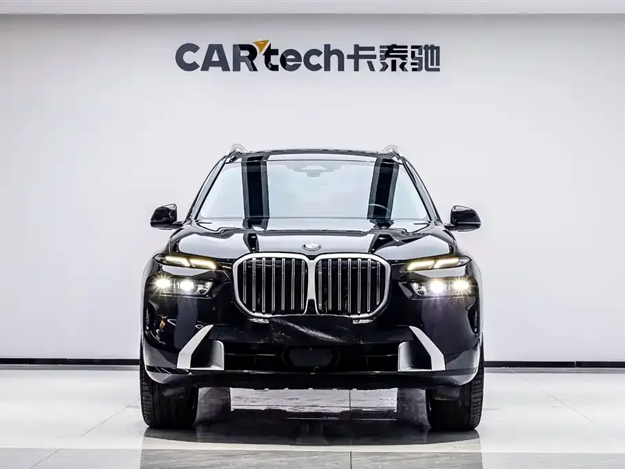 BMW X7 — фото 4