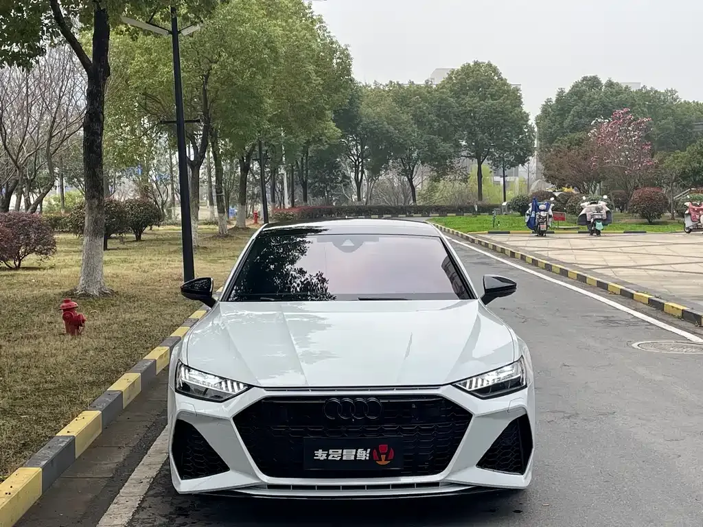 Audi A7 2024 из CN, фото 4