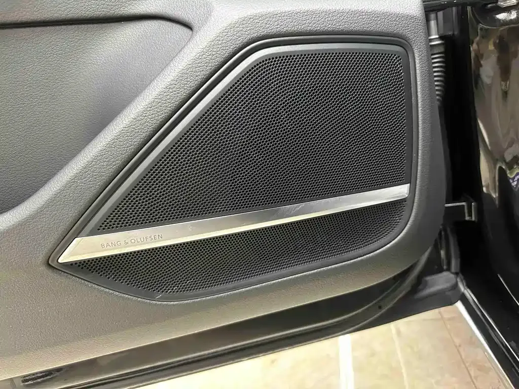 Audi A8 2021 из CN, фото 10