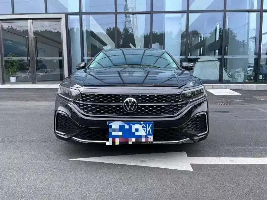 Volkswagen Passat — фото 3