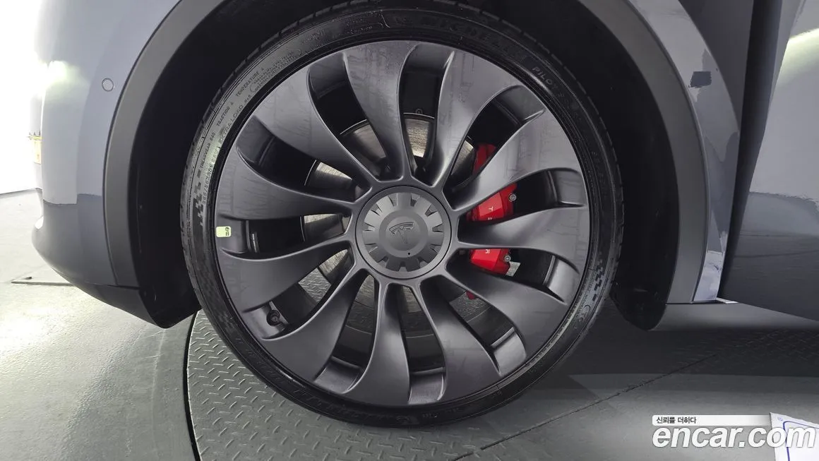 Tesla Model Y 2022 из KR, фото 5
