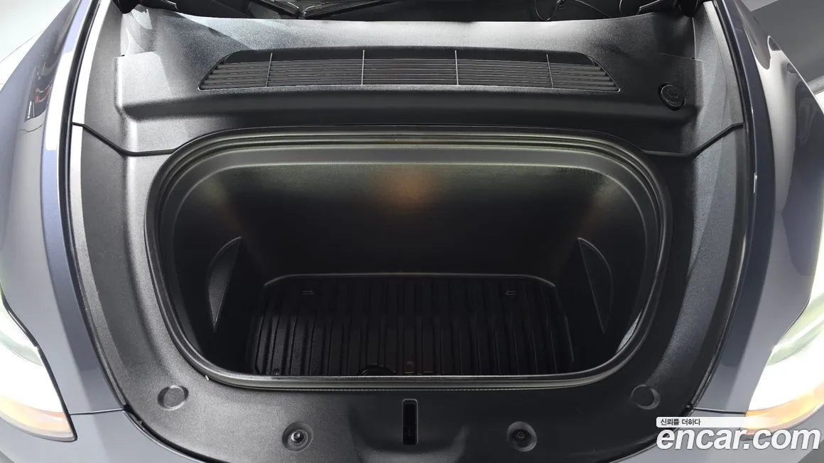 Tesla Model Y 2022 из KR, фото 8