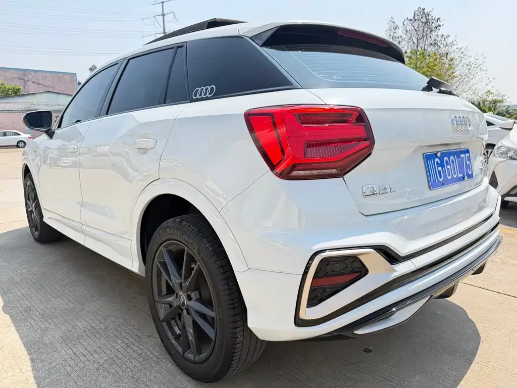 Audi Q2L 2023 из CN, фото 8