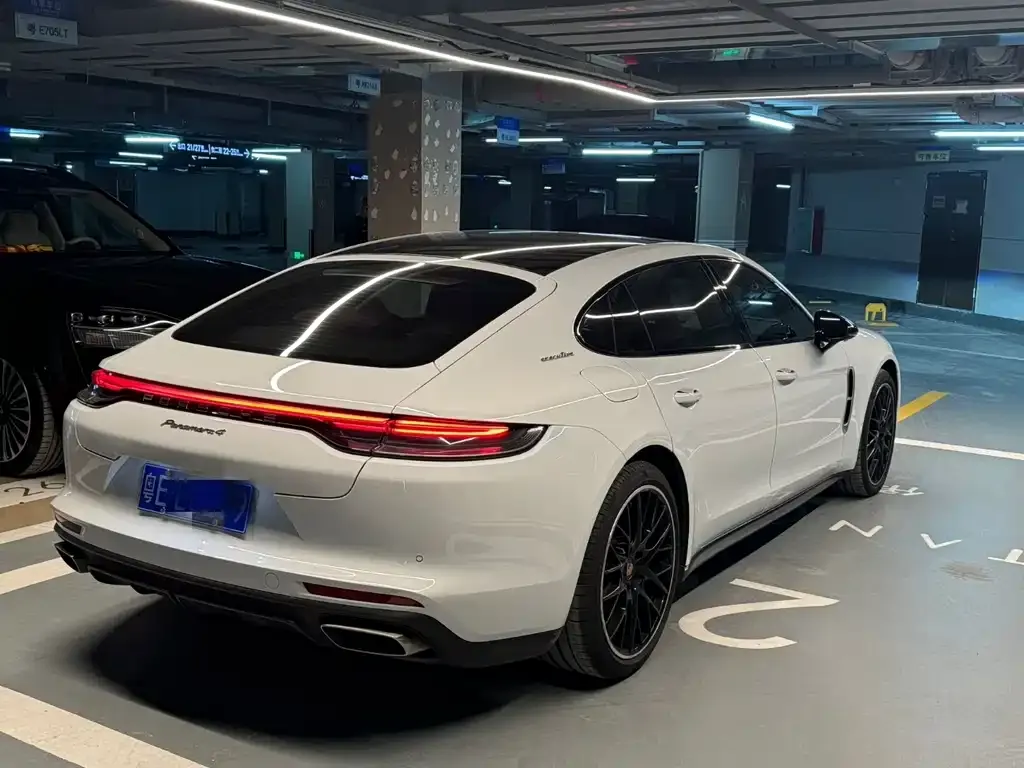Porsche Panamera — фото 5