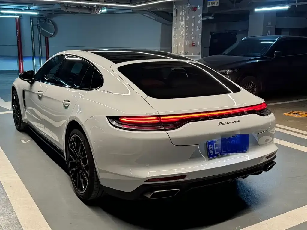 Porsche Panamera — фото 2
