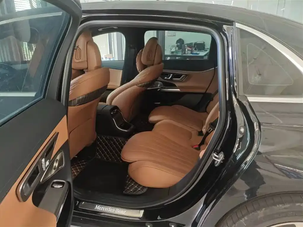 Mercedes-Benz E-Class 2024 из CN, фото 3