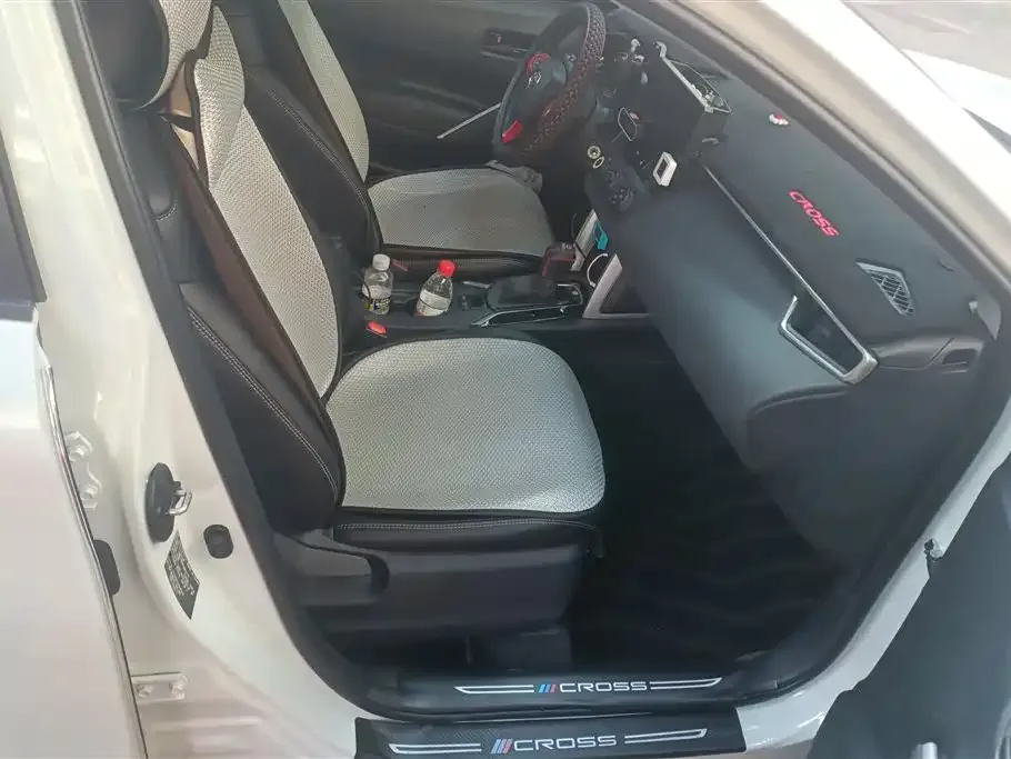 Toyota Corolla Cross 2025 из CN, фото 4