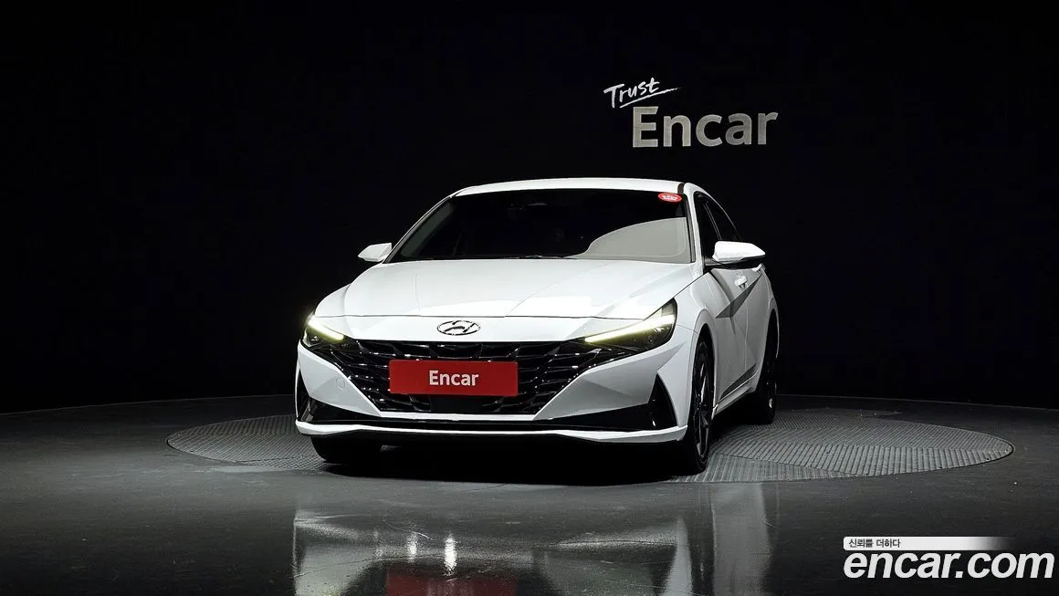 Hyundai AVANTE — фото 2