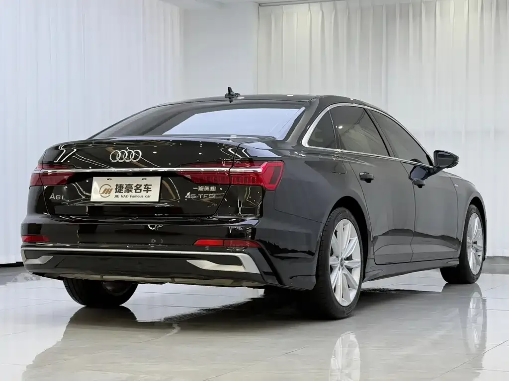 Audi A6L 2024 из CN, фото 9