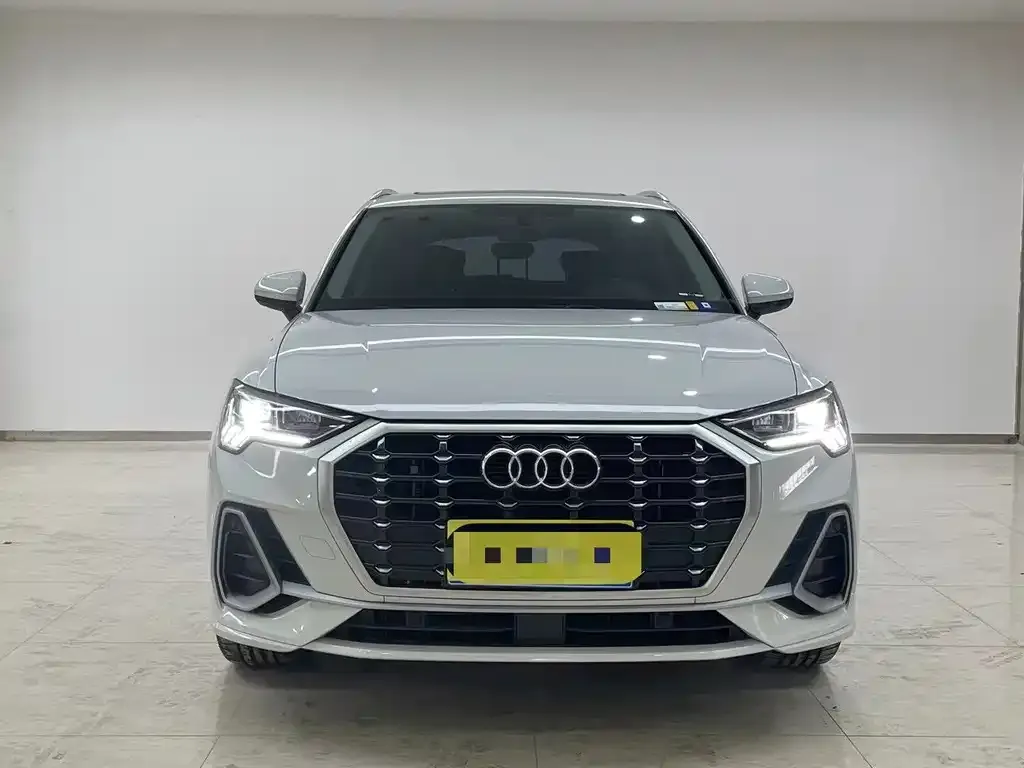 Audi Q3 2024 из CN, фото 2