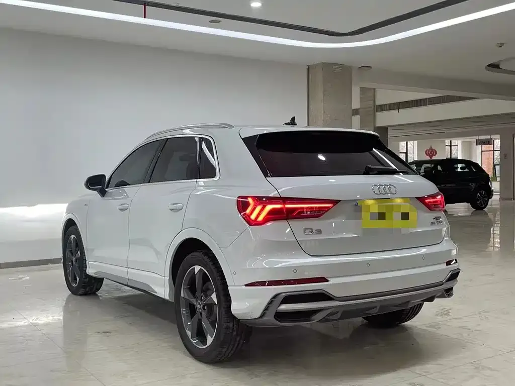 Audi Q3 2024 из CN, фото 9