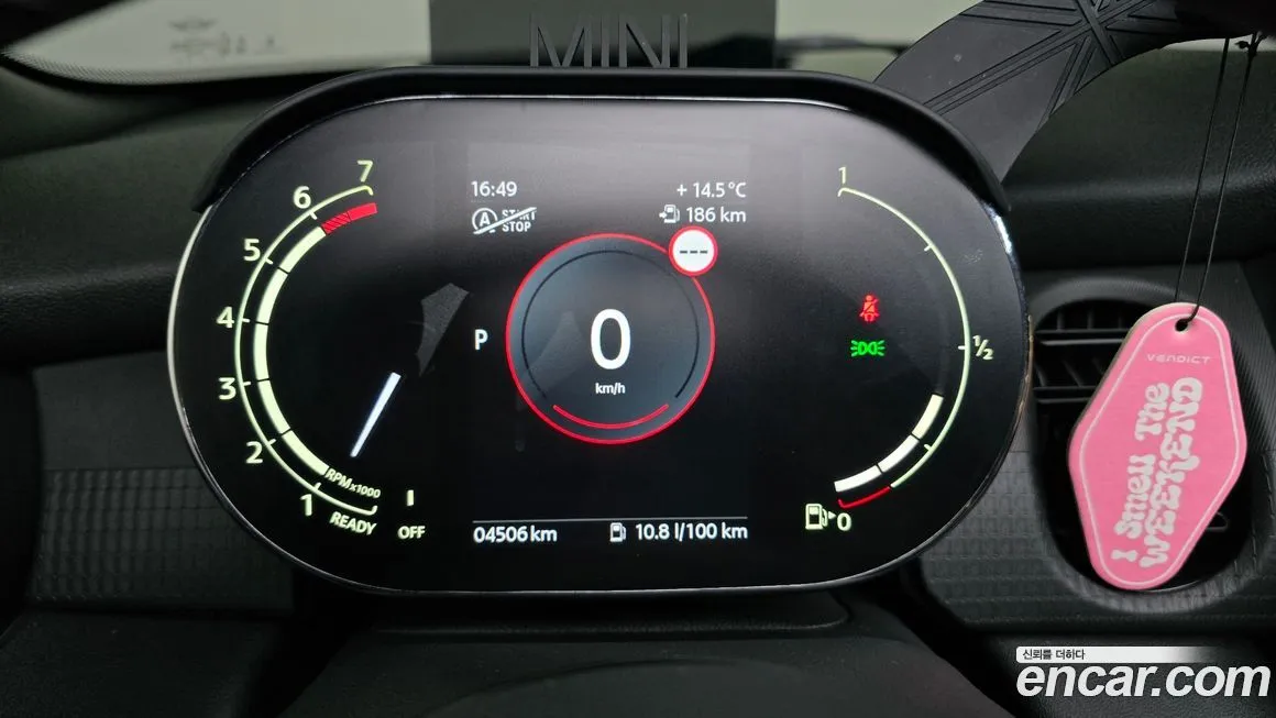 Mini Cooper Convertible 2023 из KR, фото 8
