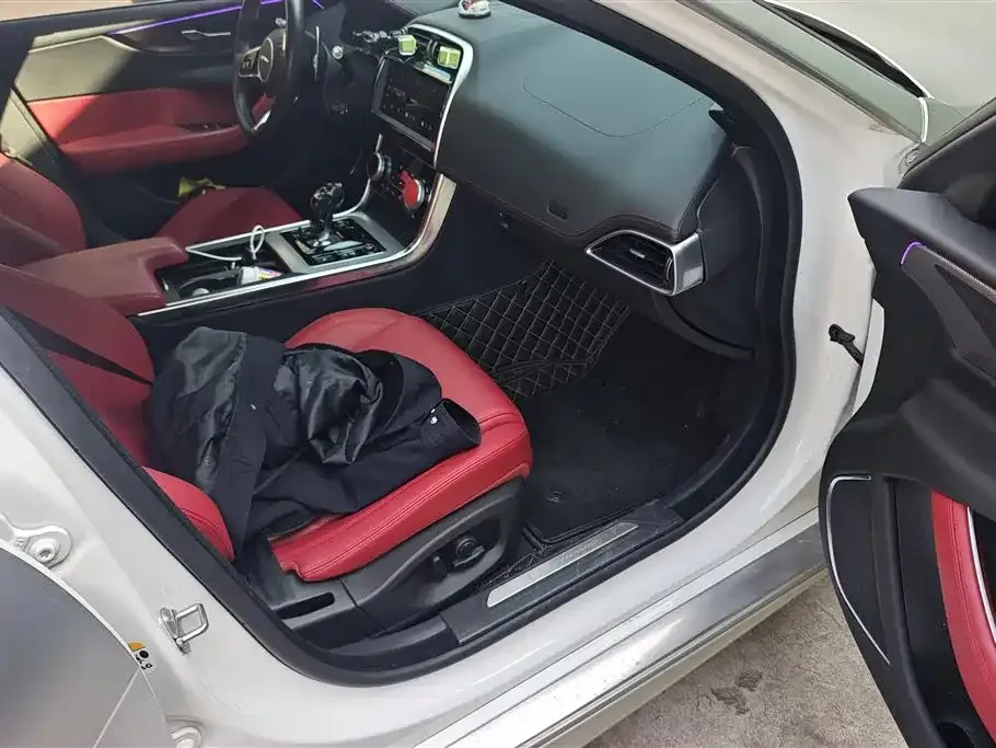 Jaguar XEL 2022 из CN, фото 8