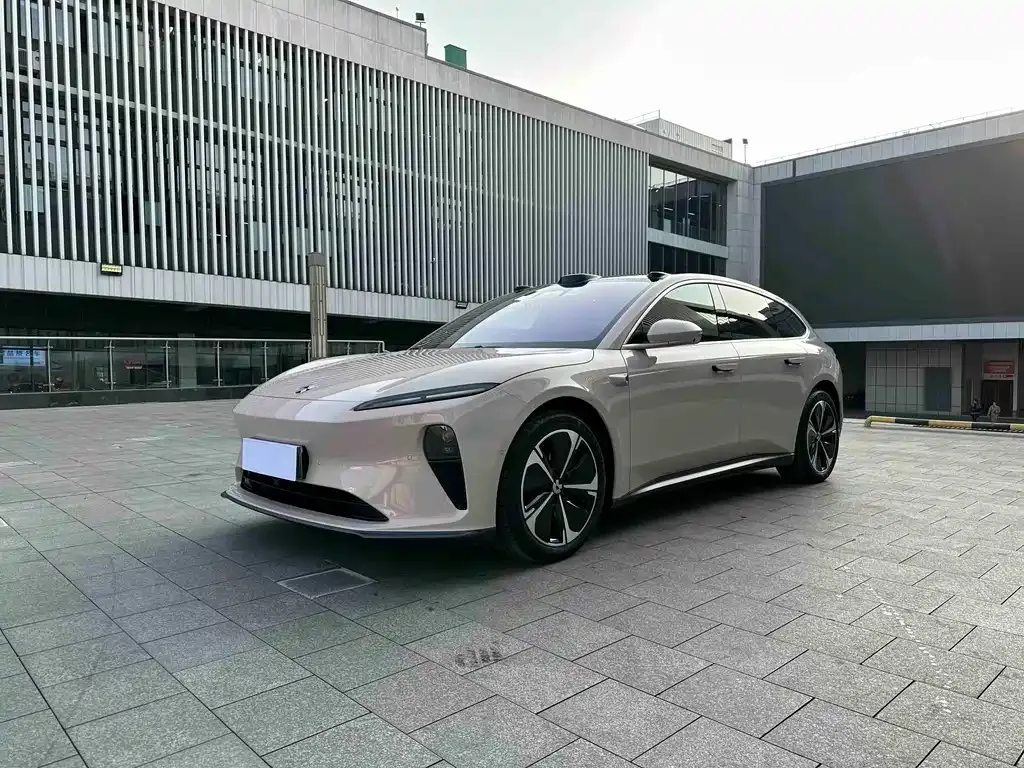 NIO ET5T — фото 1