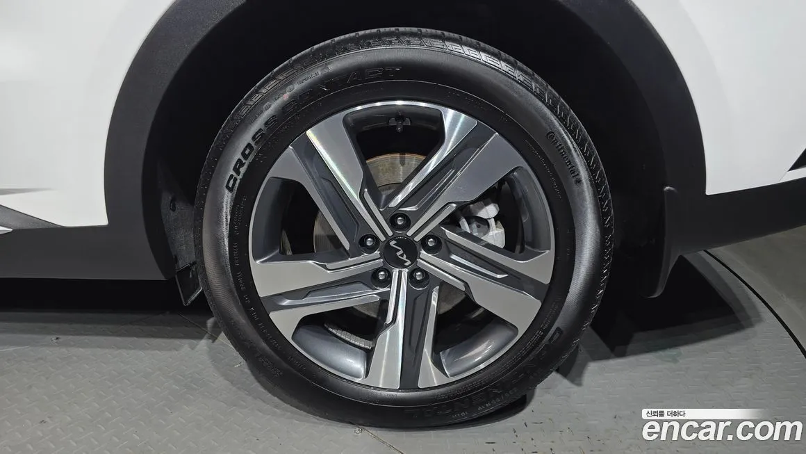 Kia Sorento — фото 6