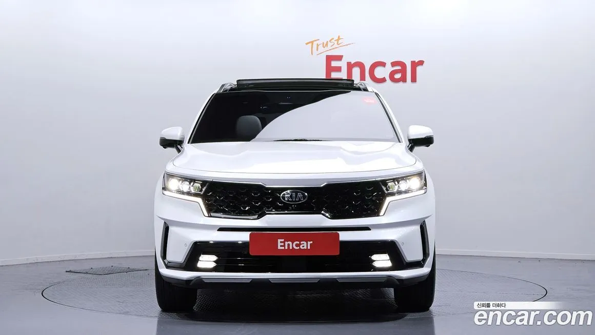 Kia Sorento — фото 10